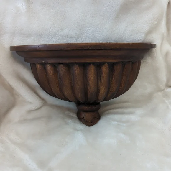 1970's Hand Carved Georgian Regency Style English Oak Wall Bracket/Shelf